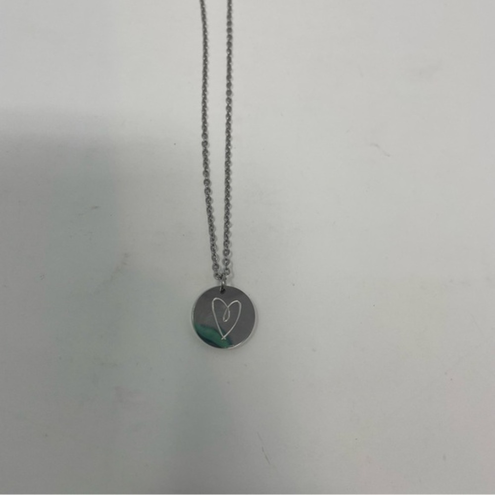 Latched Mama Reversible Breastfeeding‎ Symbol Heart Necklace Silver Tone NEW